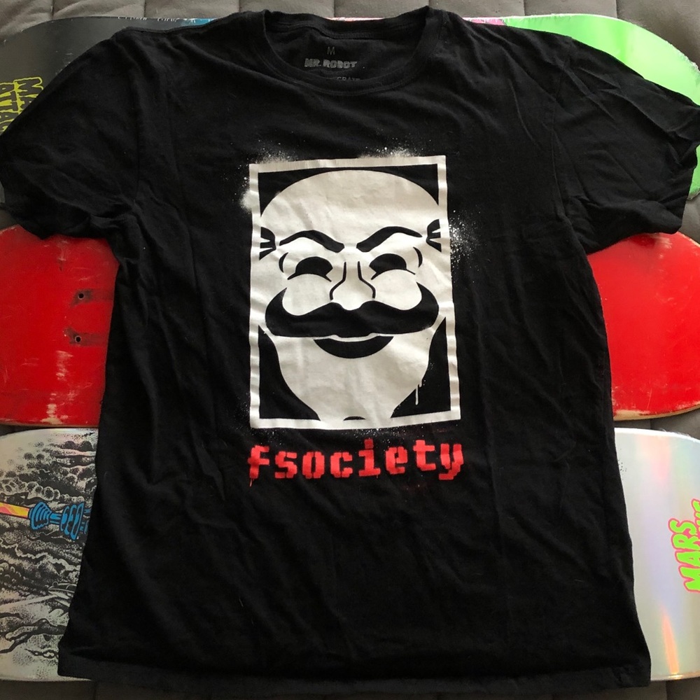 Mr. Robot tee
